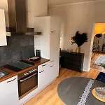 Daire Stylische Naehe Aachen, Wlan, Netflix, Kostenlose Parkplaetze, Modern & Gemuetlich