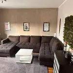 Daire Stylische Naehe Aachen, Wlan, Netflix, Kostenlose Parkplaetze, Modern & Gemuetlich Würselen