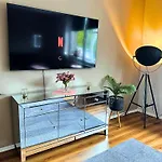Stylische Naehe Aachen, Wlan, Netflix, Kostenlose Parkplaetze, Modern & Gemuetlich *