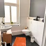 Stylische Naehe Aachen, Wlan, Netflix, Kostenlose Parkplaetze, Modern & Gemuetlich