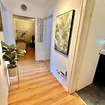 Stylische Naehe Aachen, Wlan, Netflix, Kostenlose Parkplaetze, Modern & Gemuetlich Daire Würselen