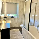 Stylische Naehe Aachen, Wlan, Netflix, Kostenlose Parkplaetze, Modern & Gemuetlich Daire