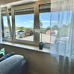 Stylische Naehe Aachen, Wlan, Netflix, Kostenlose Parkplaetze, Modern & Gemuetlich Daire Würselen