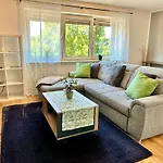 Stylische Naehe Aachen, Wlan, Netflix, Kostenlose Parkplaetze, Modern & Gemuetlich