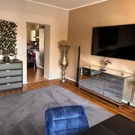 Apartment Haus Mit 2 Schoenen