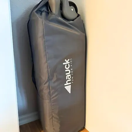 Stylische Naehe Aachen, Wlan, Netflix, Kostenlose Parkplaetze, Modern & Gemuetlich * Würselen