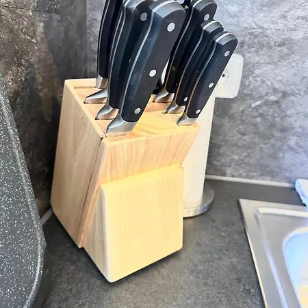 Zentrale * Wurselen