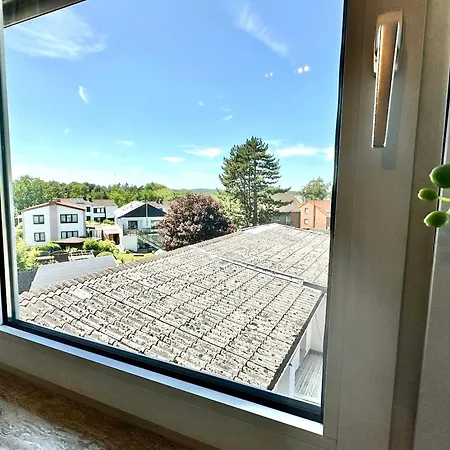 Stylische Nähe Aachen, Wlan, Netflix, Kostenlose Parkplätze, Modern&gemütlich Würselen