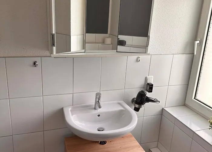 Apartment Stylische Nähe Aachen, Wlan, Netflix, Kostenlose Parkplätze, Modern&gemütlich *