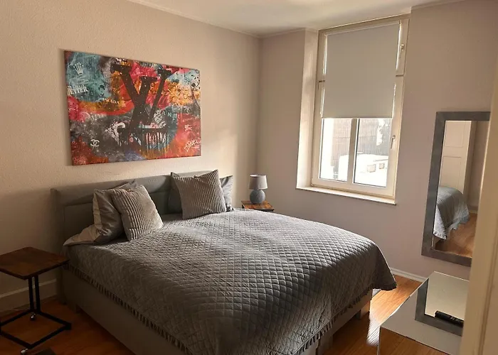 Stylische Naehe Aachen, Wlan, Netflix, Kostenlose Parkplaetze, Modern & Gemuetlich