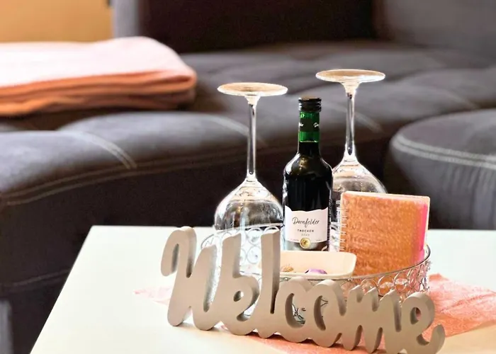 Stylische Naehe Aachen, Wlan, Netflix, Kostenlose Parkplaetze, Modern & Gemuetlich Lejlighed *