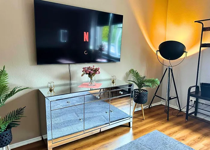 Stylische Naehe Aachen, Wlan, Netflix, Kostenlose Parkplaetze, Modern & Gemuetlich *
