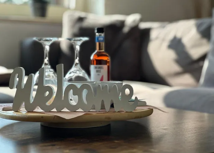 Stylische Naehe Aachen, Wlan, Netflix, Kostenlose Parkplaetze, Modern & Gemuetlich Appartement Würselen