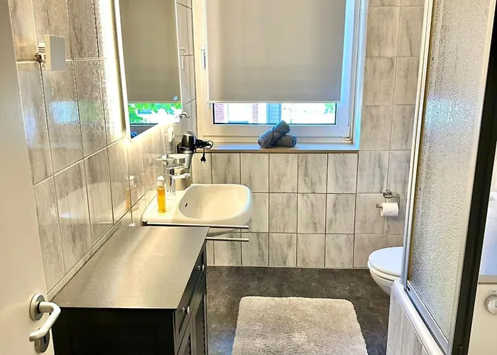 Stylische Naehe Aachen, Wlan, Netflix, Kostenlose Parkplaetze, Modern & Gemuetlich * Würselen