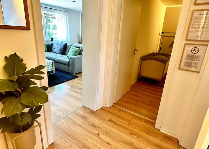 Stylische Naehe Aachen, Wlan, Netflix, Kostenlose Parkplaetze, Modern & Gemuetlich