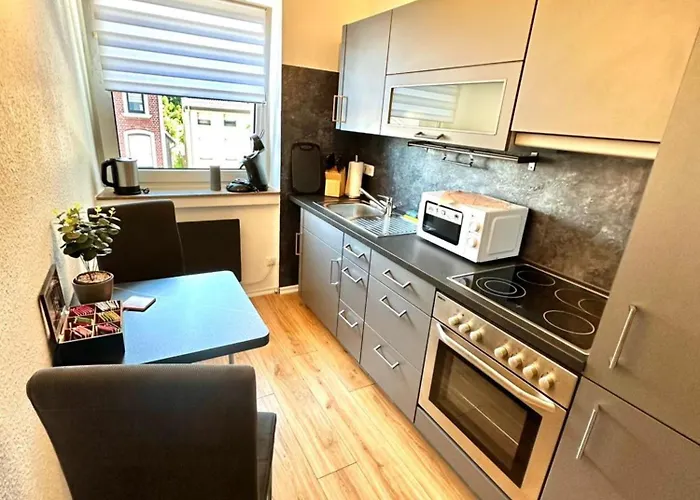 Stylische Nähe Aachen, Wlan, Netflix, Kostenlose Parkplätze, Modern&gemütlich Apartment Würselen