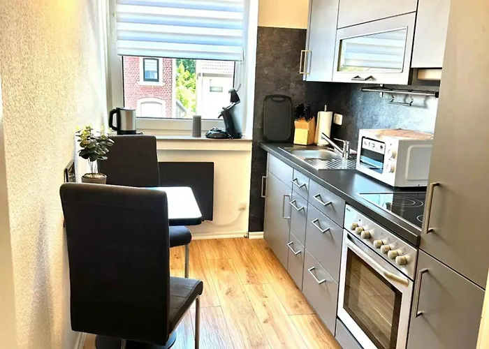 Stylische Naehe Aachen, Wlan, Netflix, Kostenlose Parkplaetze, Modern & Gemuetlich *