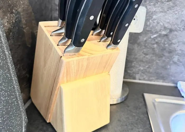 Stylische Naehe Aachen, Wlan, Netflix, Kostenlose Parkplaetze, Modern & Gemuetlich * Würselen