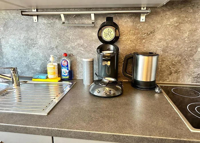 Stylische Naehe Aachen, Wlan, Netflix, Kostenlose Parkplaetze, Modern & Gemuetlich Appartement *