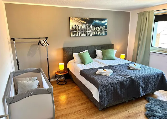 Stylische Nähe Aachen, Wlan, Netflix, Kostenlose Parkplätze, Modern&gemütlich Würselen